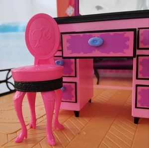 Barbie Glam Beauty Vanity and Chair Playset Hot Pink and Black